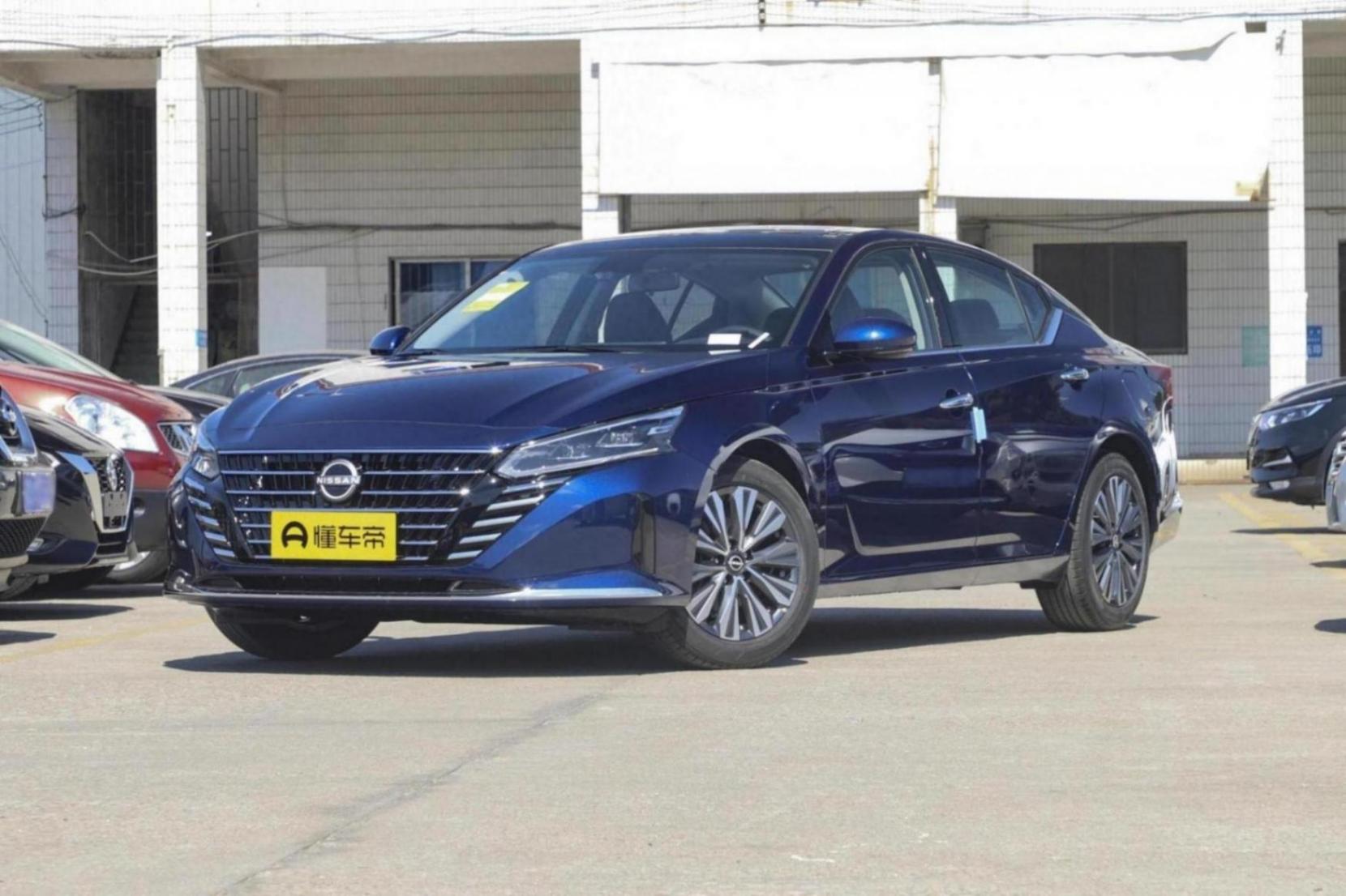 入华近20年,号称“买沙发送车”,如今优惠不低,天籁值得买吗?
