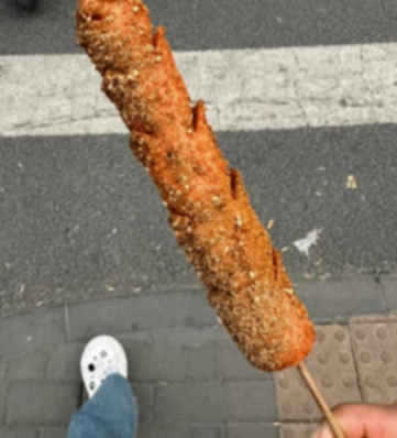 火爆大街小巷的淀粉肠是什么做的