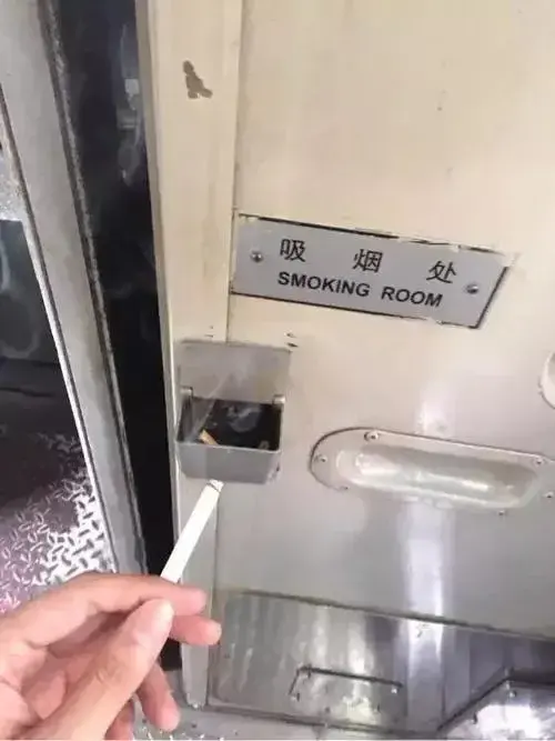 为啥宁愿坐24小时的火车,也不坐几小时的高铁?看完心情很复杂
