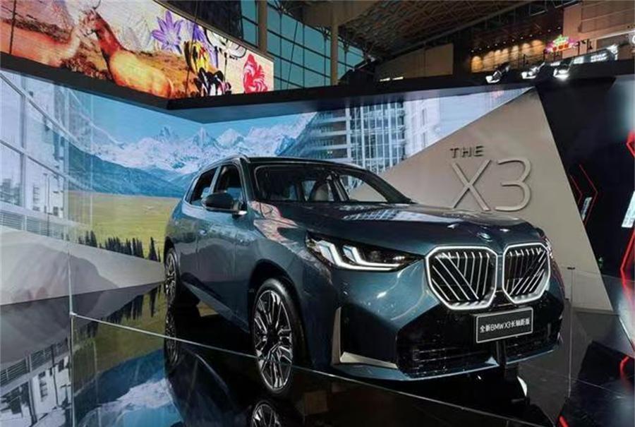 换装发光前格栅,全新一代宝马x3实车现身,内饰看齐5系
