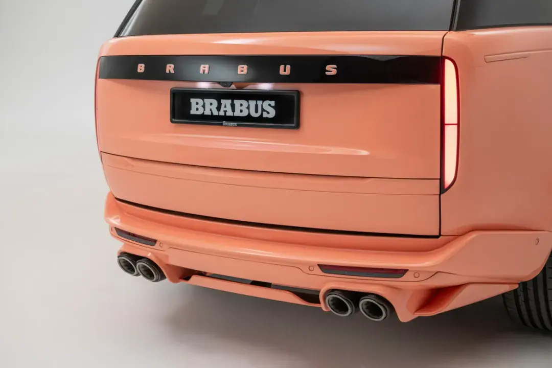brabus巴博斯改装了路虎揽胜,而且还是粉色的!