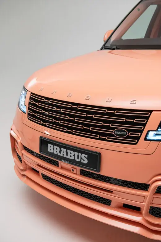 brabus巴博斯改装了路虎揽胜,而且还是粉色的!