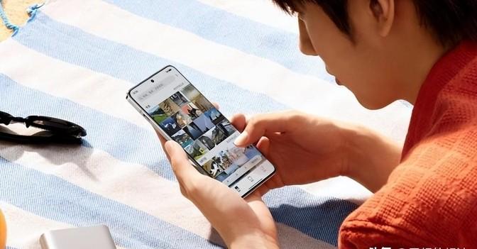 4499元!一加13发布:6000mah ip69防水 120倍长焦,喜欢吗?